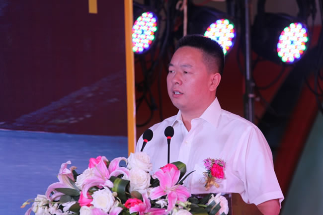 绵阳九游老哥J9俱乐部官网东风雷诺4S店盛大开业2.jpg